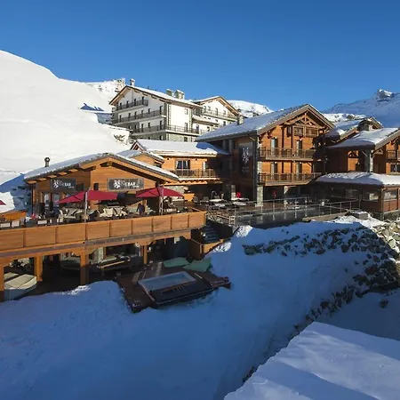 Principe Delle Nevi מלון