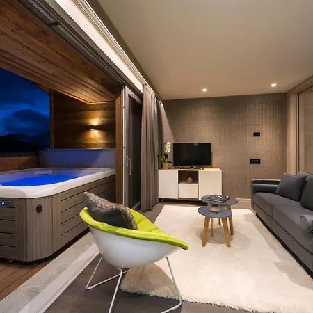 Principe Delle Nevi 4* ברויל-קרוויניה