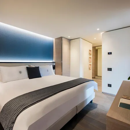 Principe Delle Nevi מלון ברויל-קרוויניה