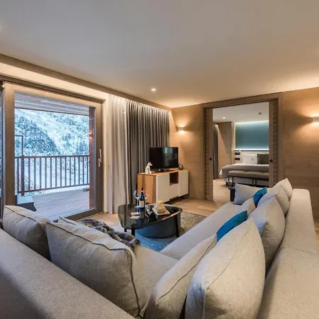 Principe Delle Nevi מלון 4*