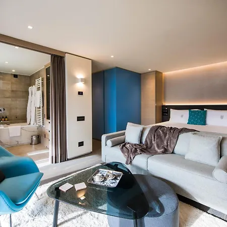 Principe Delle Nevi Отель 4*